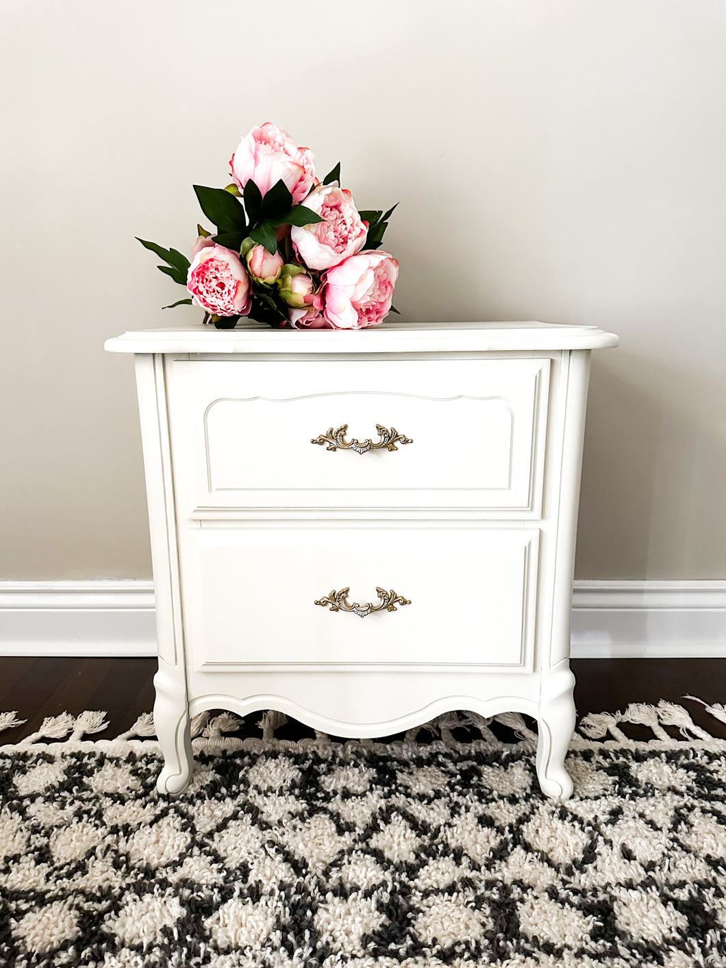 French Pronvincial Night Stand in Raw Silk White by Fusion Mineral Paint