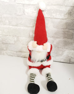 Santa Sitting Christmas Gnome - Shelf Sitter
